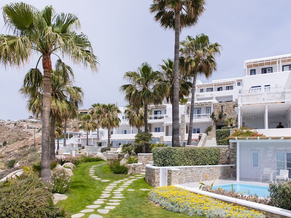 Mykonos Blu, A Grecotel Resort to Live