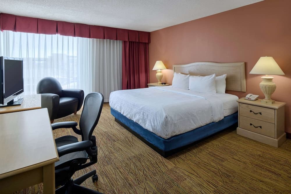 Wyndham El Paso Airport Hotel & Waterpark