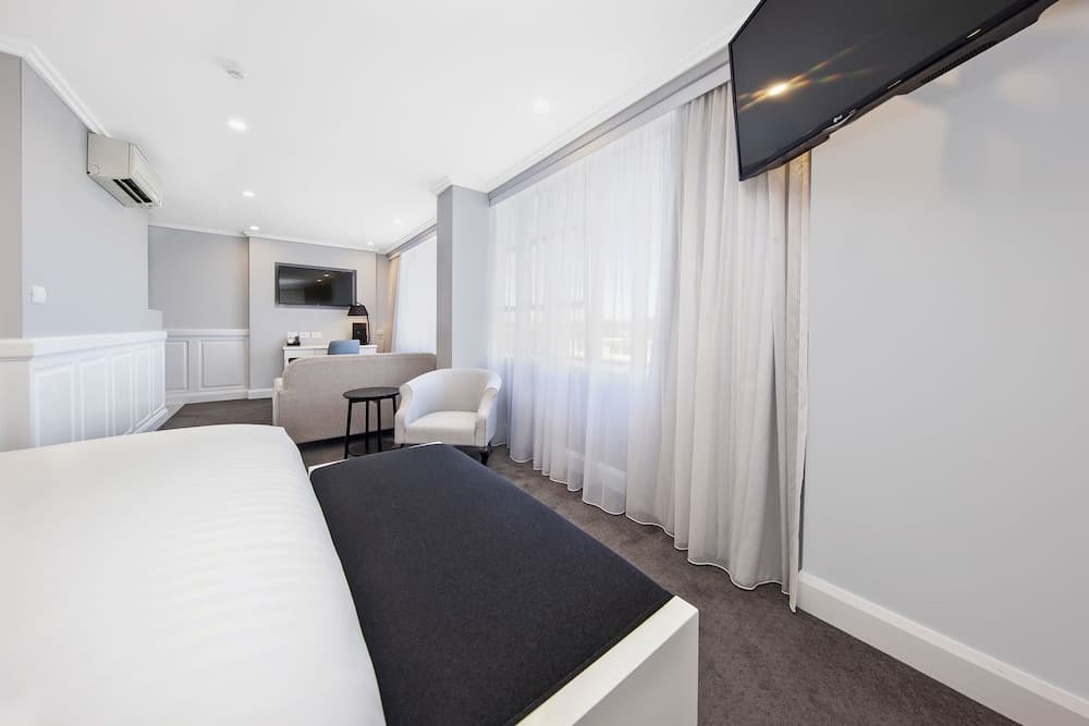 Canberra Rex Hotel & Serviced Apartments