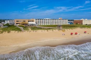 Ramada Plaza by Wyndham Nags Head Oceanfront