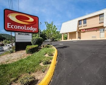 Econo Lodge Biltmore