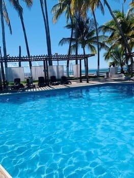 La Concha Beach Hotel & Club