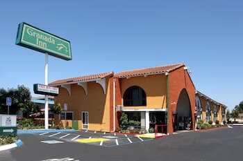 Granada Inn