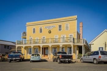The Mendocino Hotel and Garden Suites