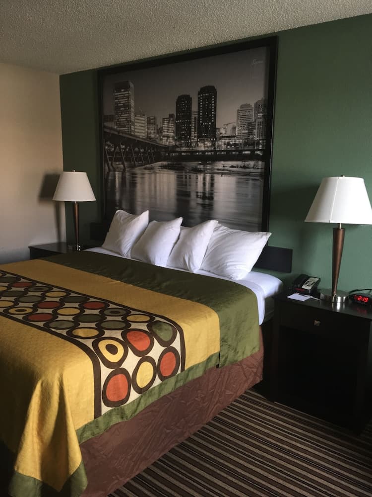 Super 8 by Wyndham Richmond Midlothian Turnpike