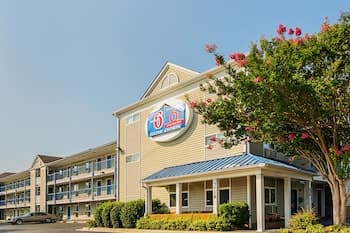 Motel 6 Fayetteville, NC - Fort Bragg Area