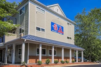 Motel 6 Greensboro, NC - I-40