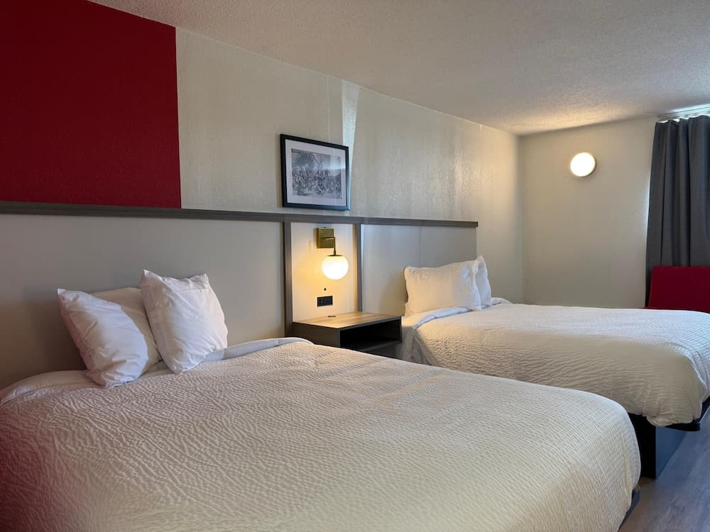 Travelodge by Wyndham Lumberton