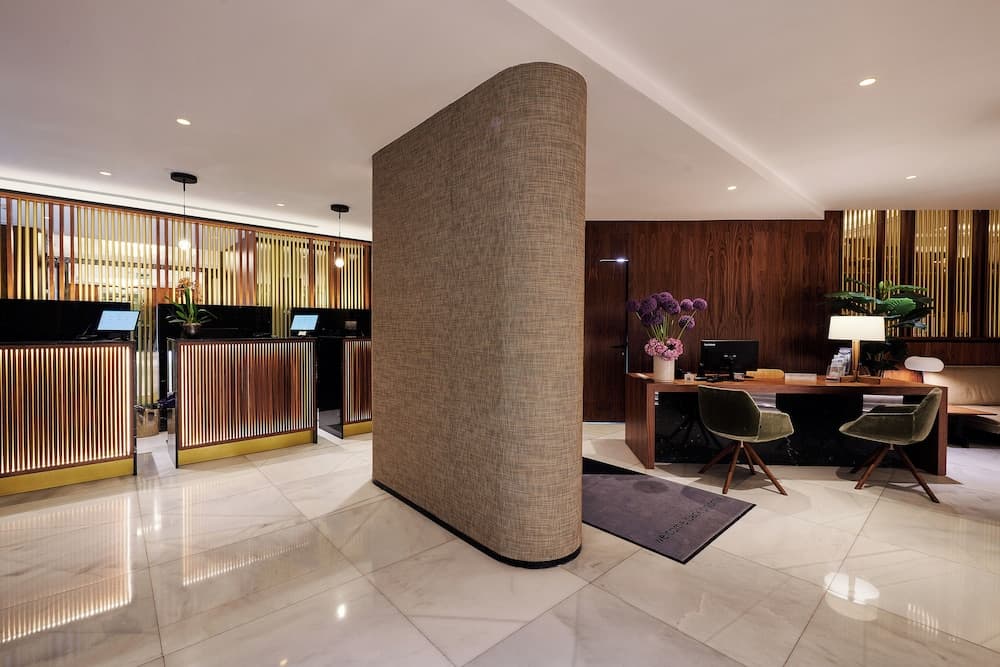 Melia White House Hotel