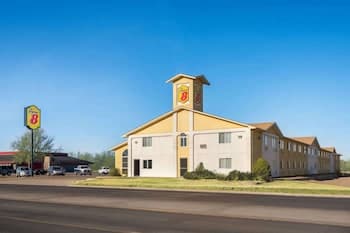 Super 8 by Wyndham Liberal KS