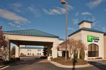 Holiday Inn Express Hotel & Suites Wilson - Hayes Place, an IHG Hotel
