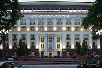 Lotte City Hotel Tashkent Palace