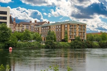 Oxford Suites Downtown Spokane