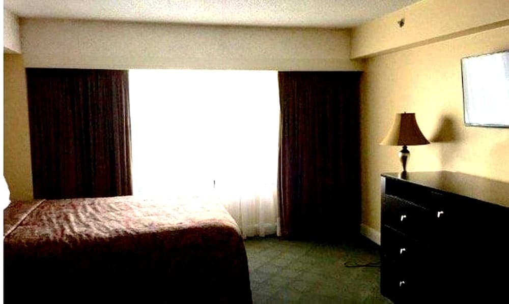 Jockey Resort Suites Center Strip