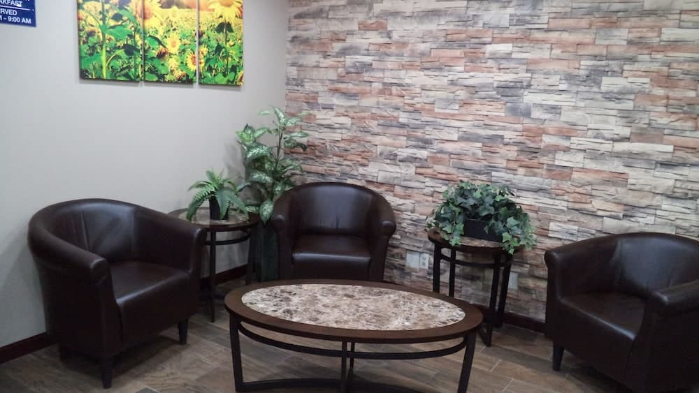 Days Inn by Wyndham Maumee/Toledo