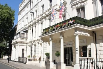 Grand Plaza Serviced Apartments