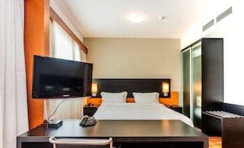 Paraiso Suites by Charlie