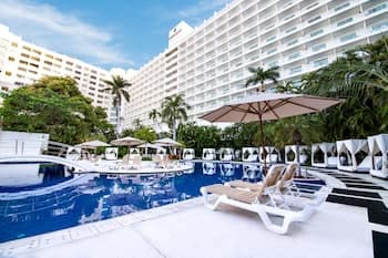 Hotel Emporio Acapulco