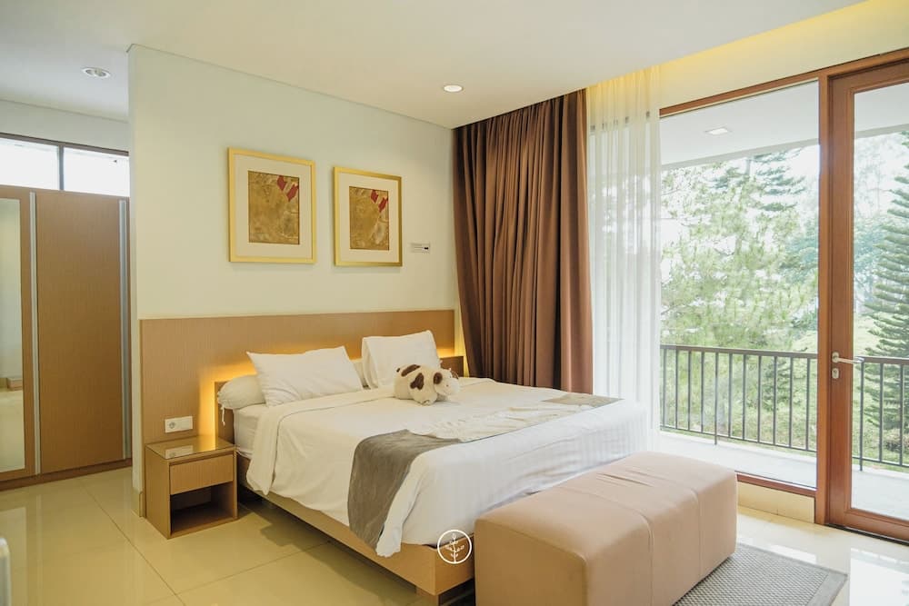 Green Forest Plantation View 6BR with Infinity Pool