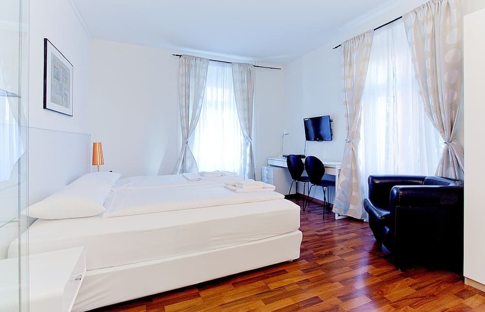 Comfort Apartments by LivingDownTown