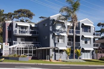 Mollymook Cove Apartments
