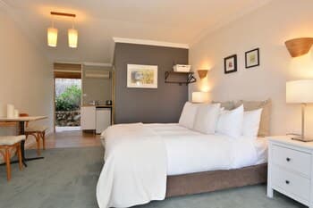 Elfin Hill Country Accommodation