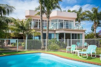 Beach Street Apartments