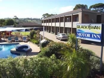 Black Swan Motor Inn