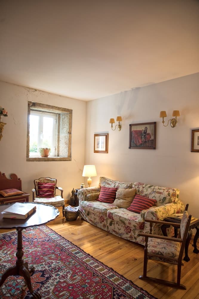 Casa de Vilarinho de São Romão