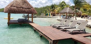 Bacalar Lagoon Resort