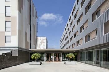 Residencia Universitaria Damià Bonet - Campus Accommodation