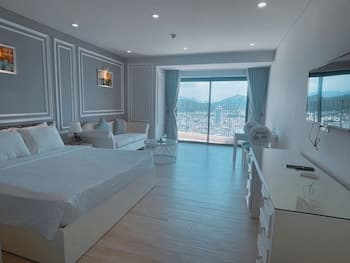 Balcony Seaview Nha Trang Centre