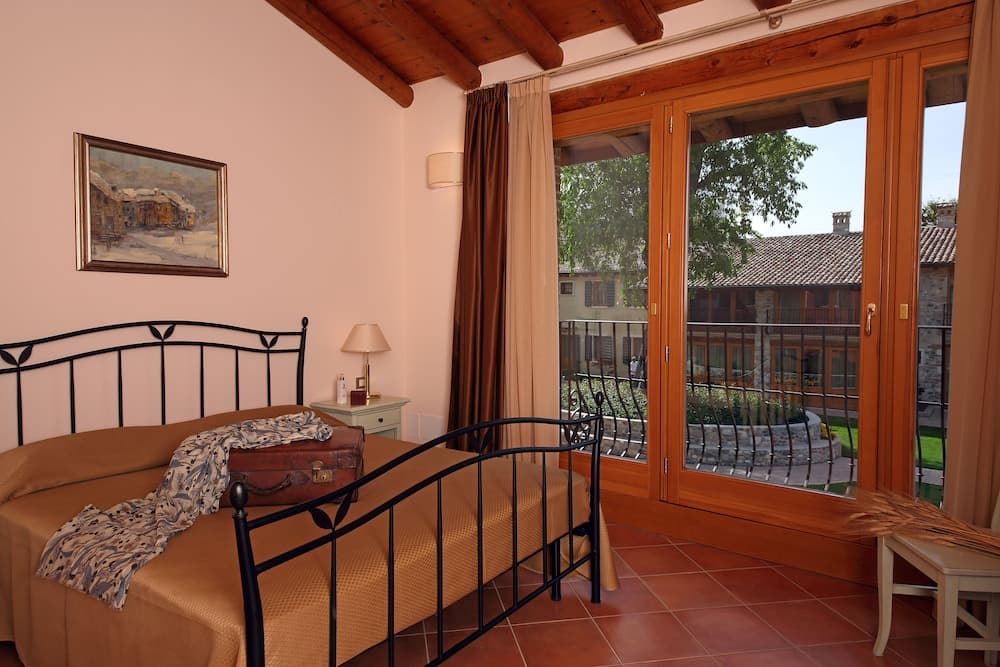 Residence Borgo Mondragon