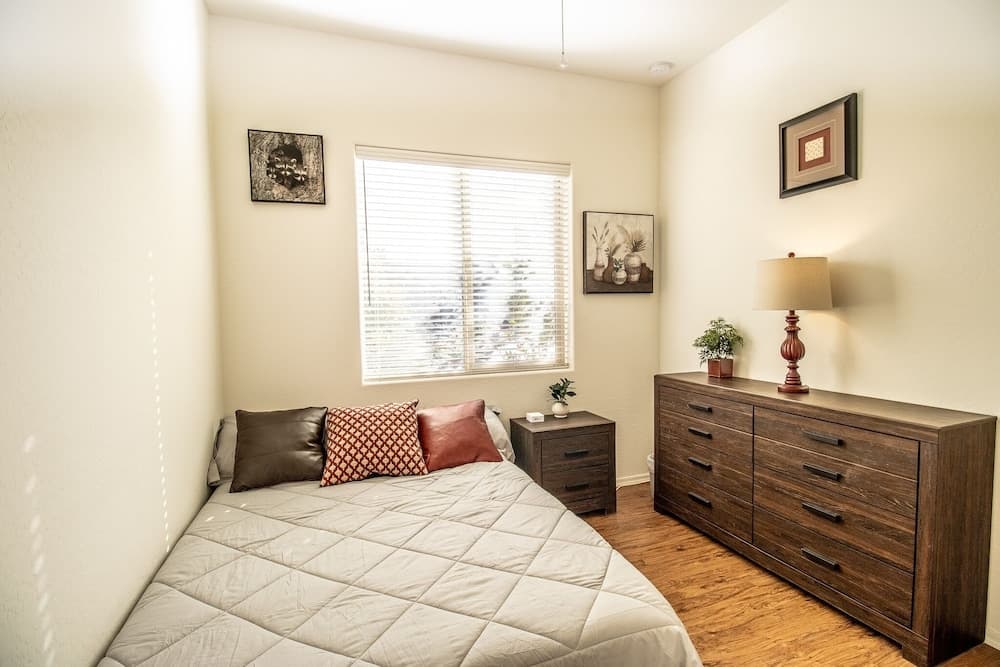 Cozy Granville Retreat W/ Modern Amenities 3 Bedroom Home