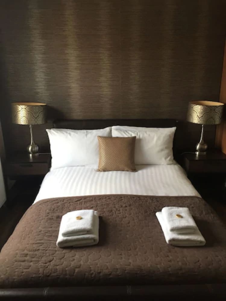 Aviva Studio Apartments