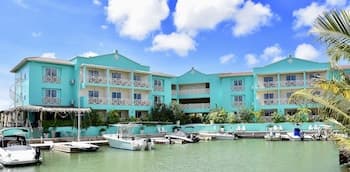 Ocean Breeze Boutique Hotel & Marina