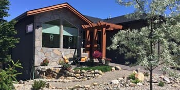 Hilltop Escape Bed & Breakfast