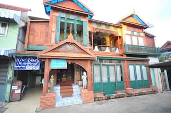 The Sixty at Ayutthaya