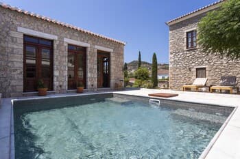 Mare Monte Luxury Suites