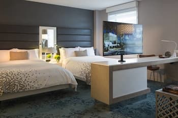 Renaissance Albany Hotel