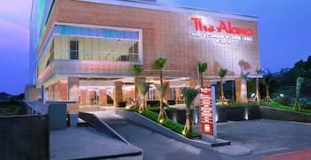 The Alana Hotel and Convention Center - Solo by Aston