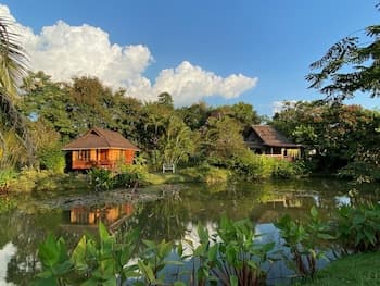 PuraVida Pai Resort