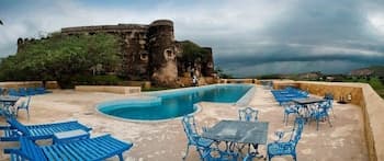 Neemrana's - Hill Fort - Kesroli