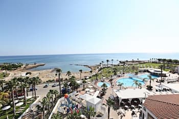 Marlita Beach Hotel Apartments