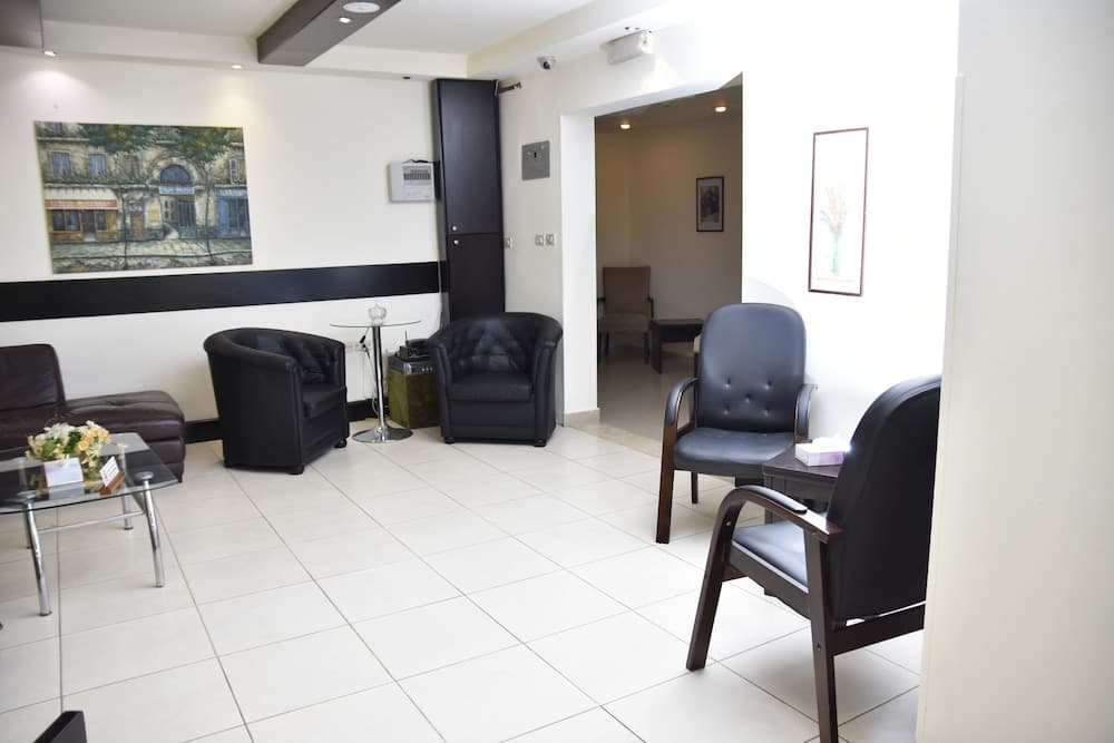 Al Bateel Hotel Apartments