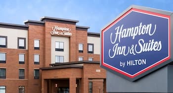 Hampton Inn & Suites La Crosse Downtown