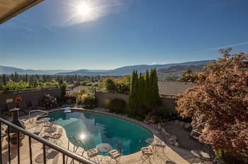 A Vista Villa Couples Retreat