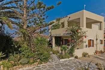 Montemar Studios & Apartments