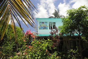 Chez Ronald Guest House