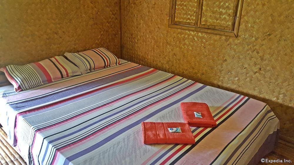 Love and Peace Deep Jungle and River Resort